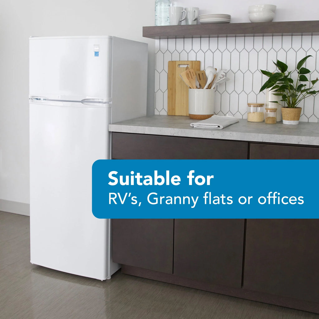 White Top Freezer Refrigerator K892321