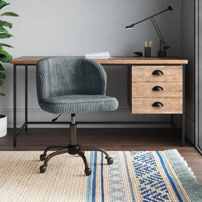 Task Chair Q242173