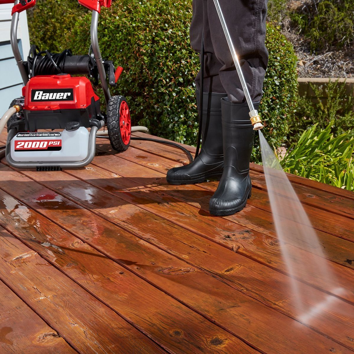 2000 PSI 1.3 GPM Electric Pressure Washer C571121