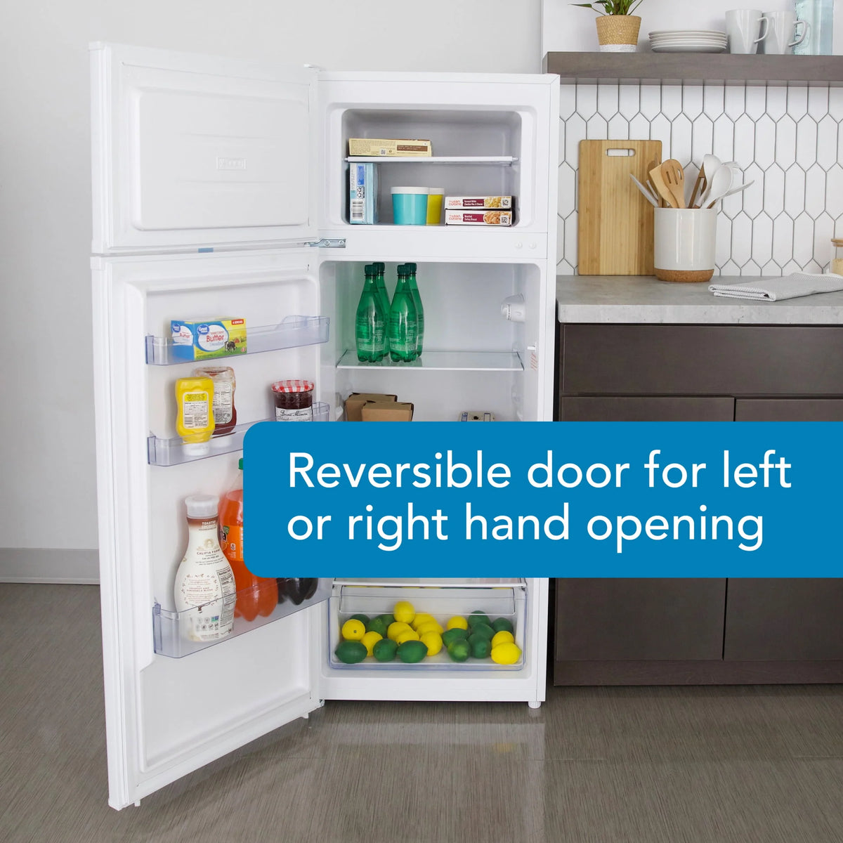 White Top Freezer Refrigerator K892321