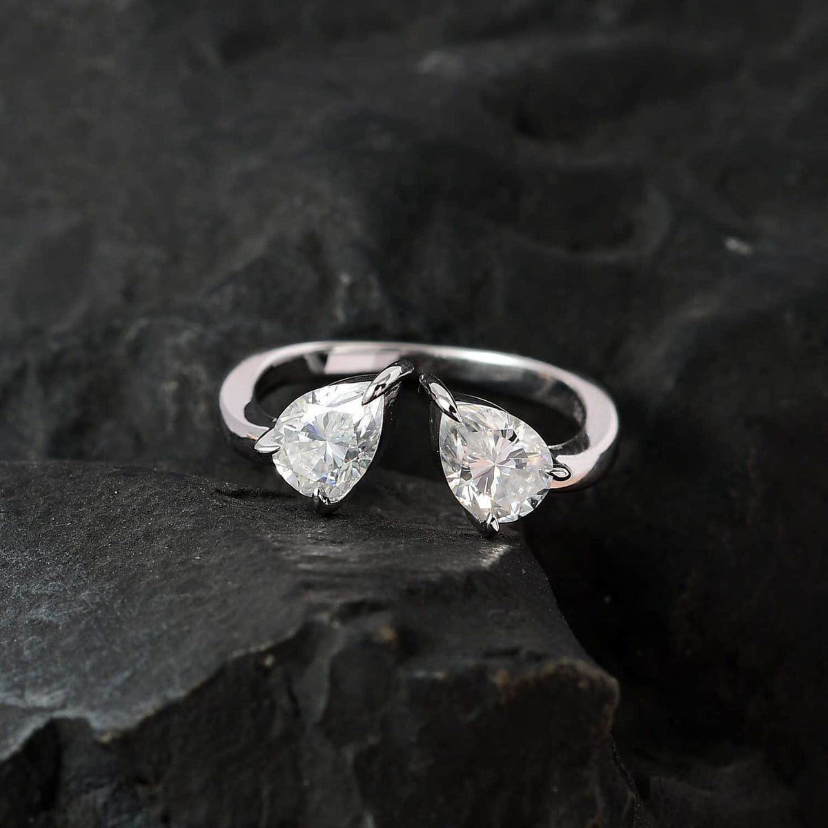 Moissanite Pear 10K White Gold Bypass Openable Tear Drop Ring Size 8 Ct 1.15 Y709398