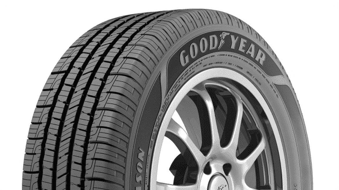 215/65R17 99V All-Season Tire M3852