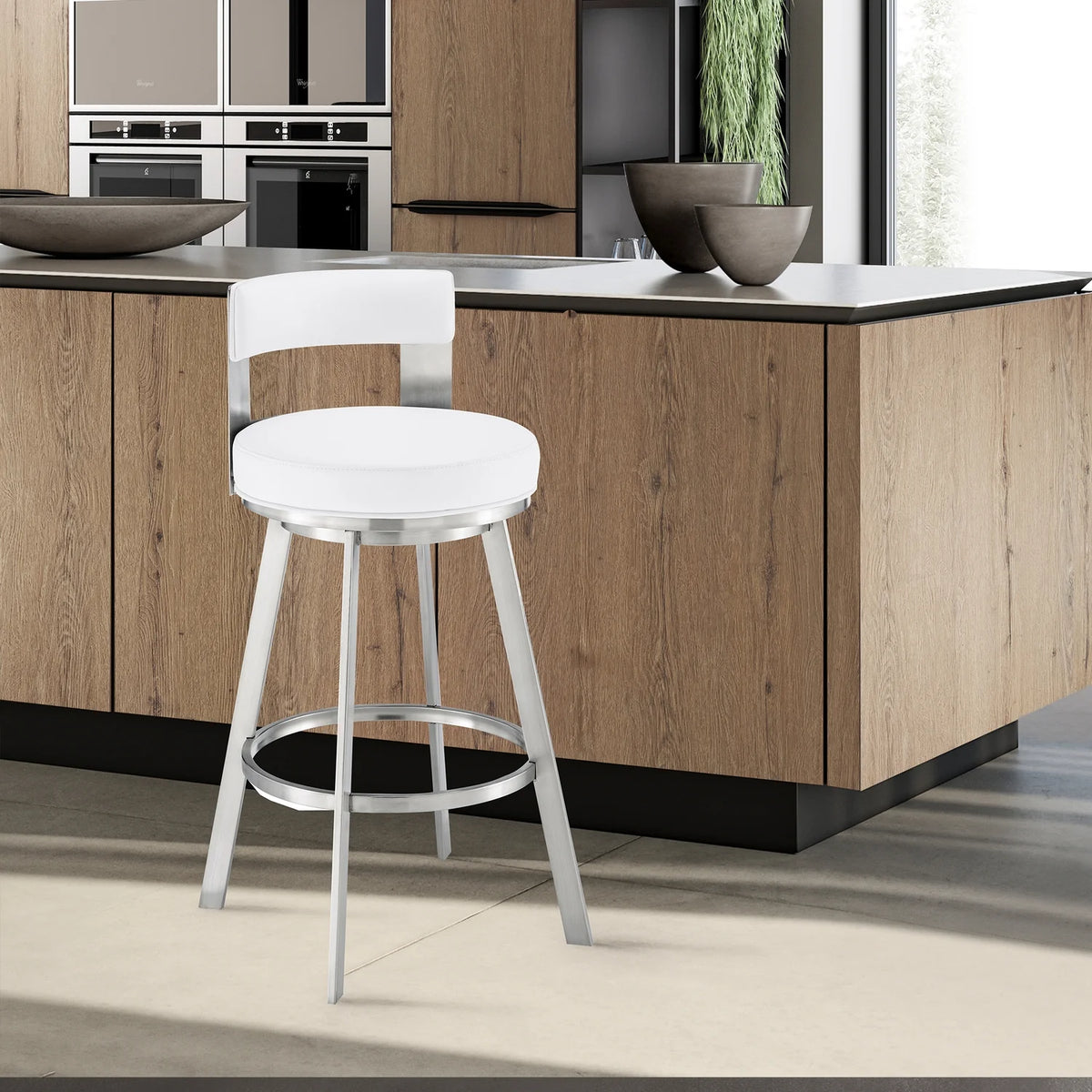 Swivel Faux Leather/Metal Counter Stool in Black/Chrome U5139