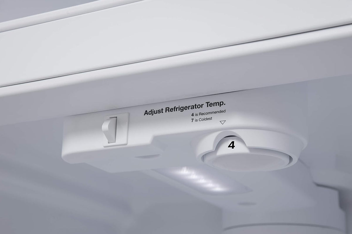 White 21 Cubic Ft. Top-Freezer Refrigerator Q444398