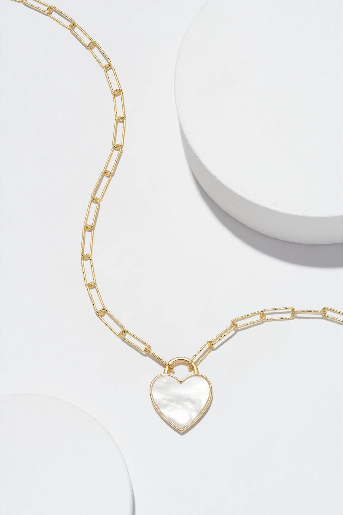 18” Mother of Pearl Necklace in Sterling Silver D464479